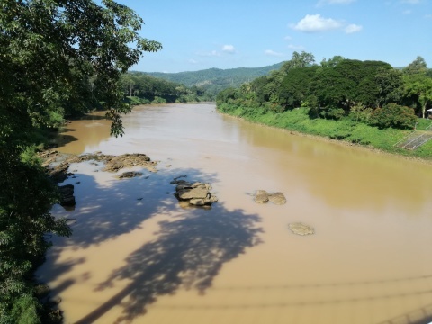 北タイ周遊旅行 ウッタラディットからピサヌローク_d0159325_01455094.jpg