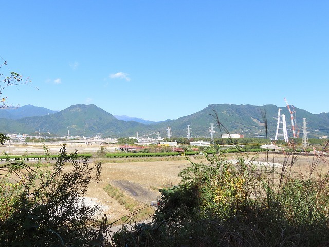 散歩で出会った光景(その1)(撮影:11月3日)_e0321325_18522845.jpg