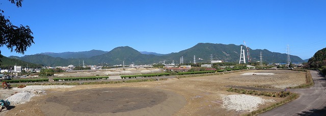 散歩で出会った光景(その2)(撮影:11月3日)_e0321325_19152217.jpg