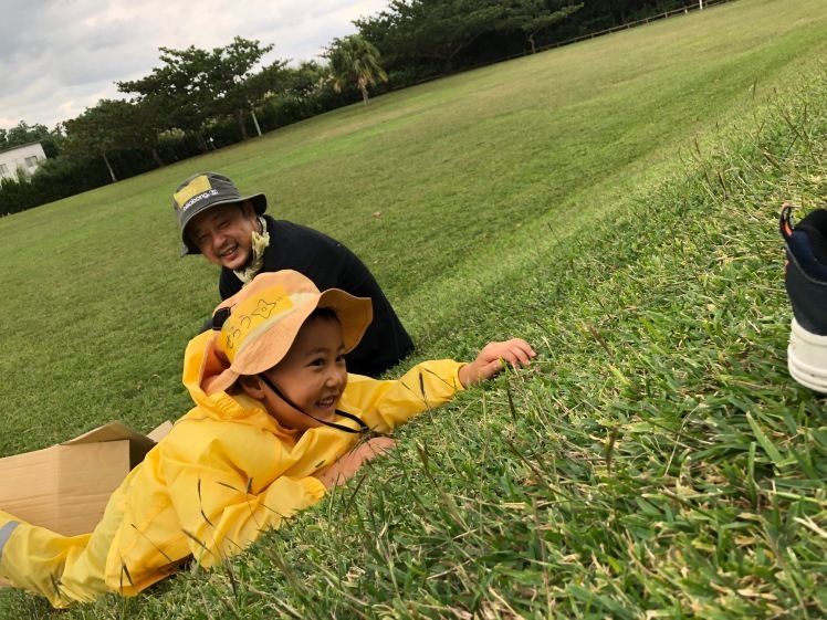 青空ようちえん〔平日〕走って、忍足で、手裏剣練習をして忍者修行!おやつはほくほくたき火で焼き芋だ!(11/11)_d0363878_22283763.jpg