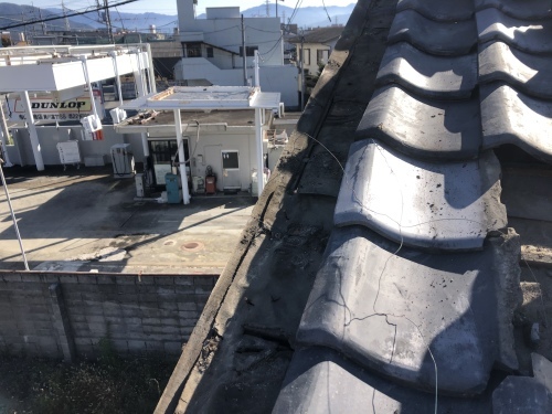 甲府市　本燻しの屋根_b0242734_01454517.jpeg