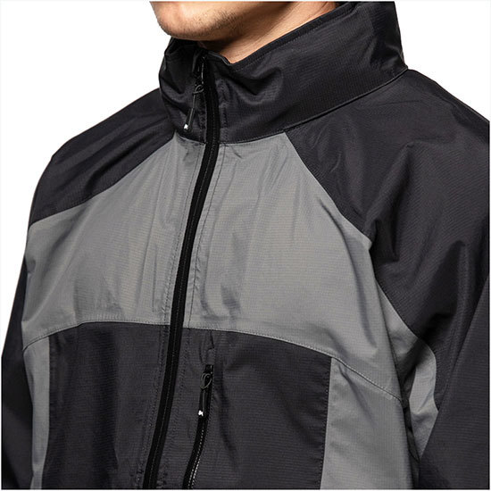 Stussy Taped Seam Rain Shell_b0160044_16403264.jpg