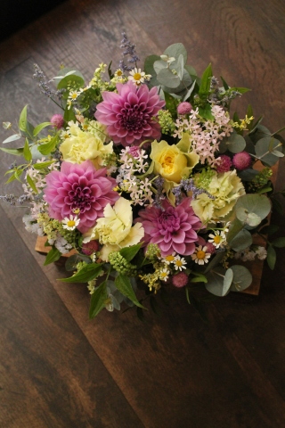 お誕生日の花 北赤羽花屋ソレイユの日々の花 お誕生日の花 北赤羽花屋ソレイユの日々の花
