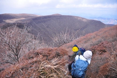 2020くじゅう第2弾！紅葉の残り香と初冬の風景　～くじゅう大船山、黒岩山～_e0314407_20523716.jpg