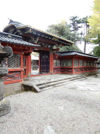 根津神社に行きました。 : 日日日影新聞 (nichi nichi hikage