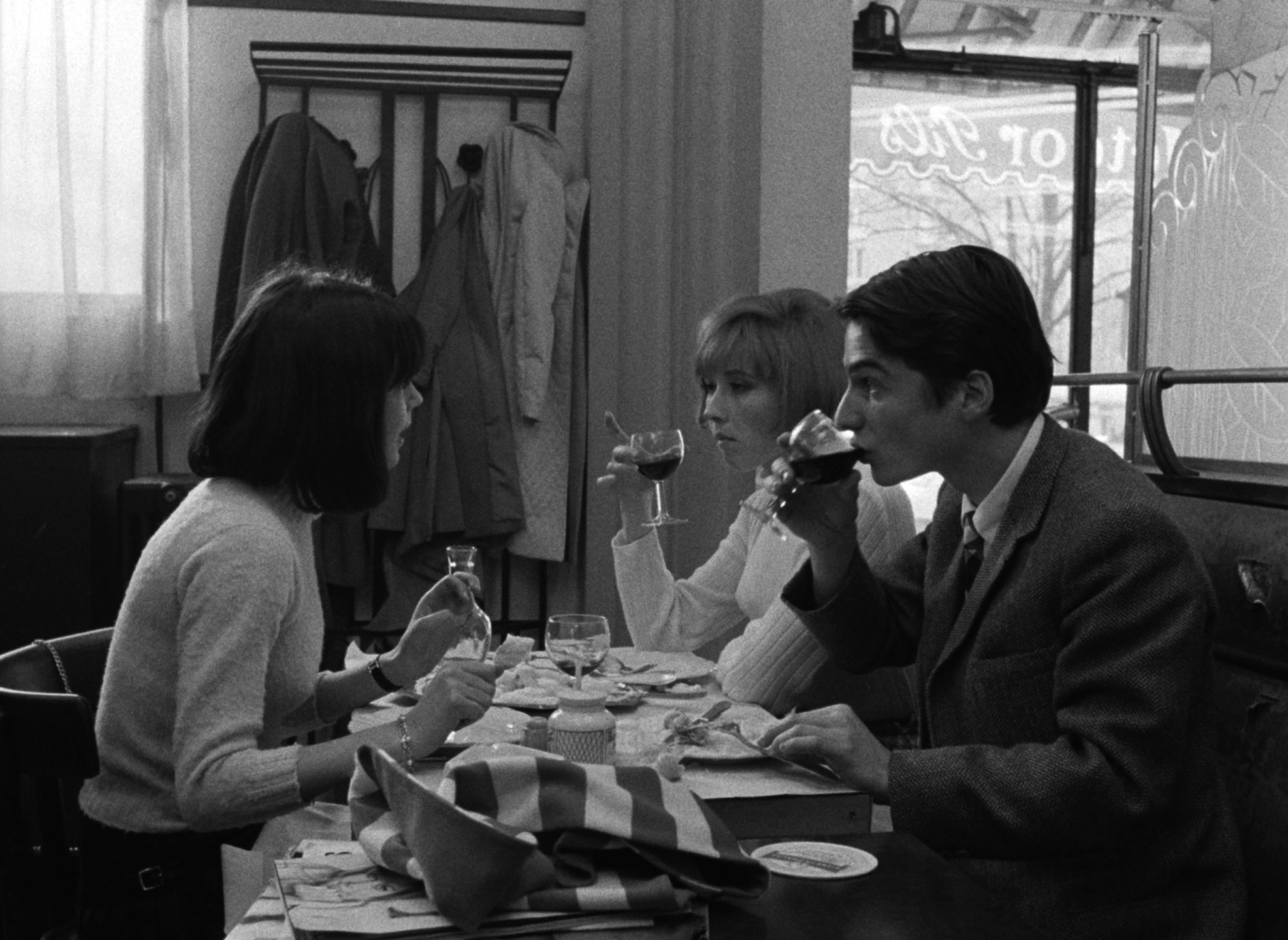 マルレーヌ・ジョベール（Marlene Jobert）「男性・女性」（1966）其の四_e0042361_15225607.jpg