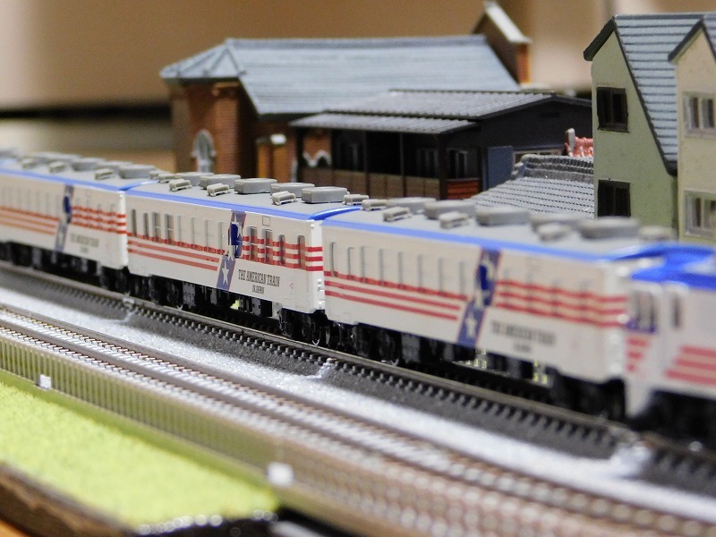 在籍車両】 マイクロ 50系 ＋ KATO EF60 アメリカントレインタイプ