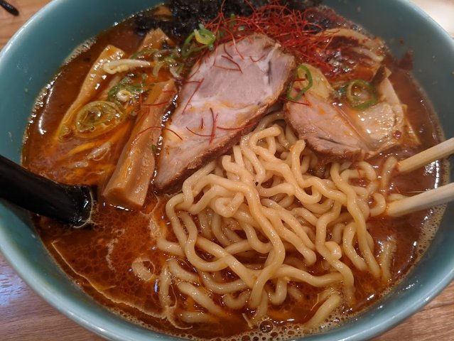 我流札幌辛醤油らーめん(札幌飛燕:新千歳空港北海道ラーメン道場:2020年138杯目)_f0397261_06194649.jpg