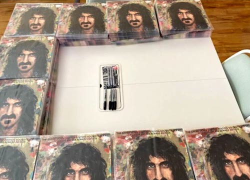 ●『WHO THE F*@% IS FRANK ZAPPA ?』アレックスのメール９３_d0053294_00303039.jpg