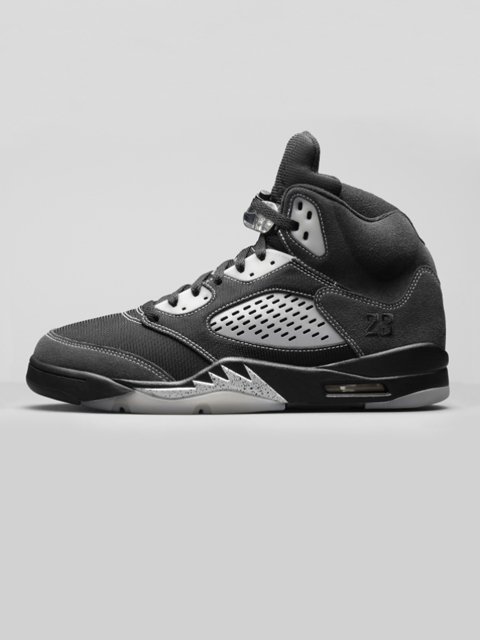 AIR JORDAN 5 RETRO。_d0168411_19343600.jpg