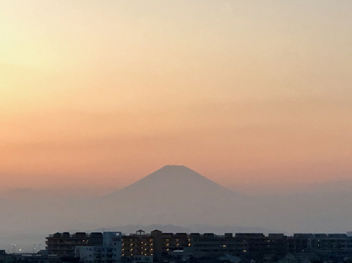 ♪夕焼け 海の夕焼け 真赤な 別れの色だよ〜〜かぁ、、、_d0057843_18370567.jpeg