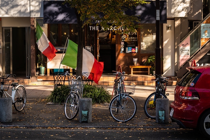The Most Conspicuous European Restaurants In Japan_b0403692_15383266.jpg