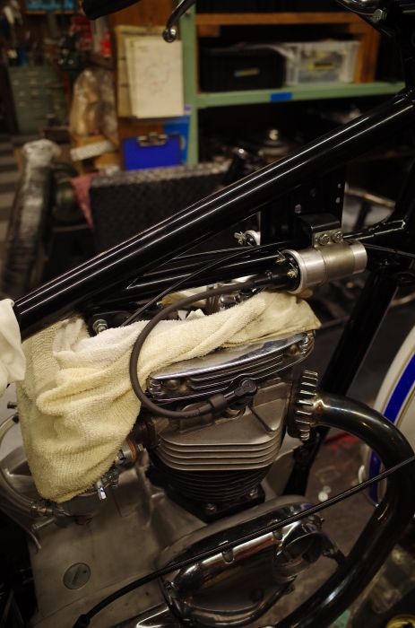 1963 TRIUMPH T120 配線引き直し作業完了、エンジン始動_a0248662_08111239.jpg