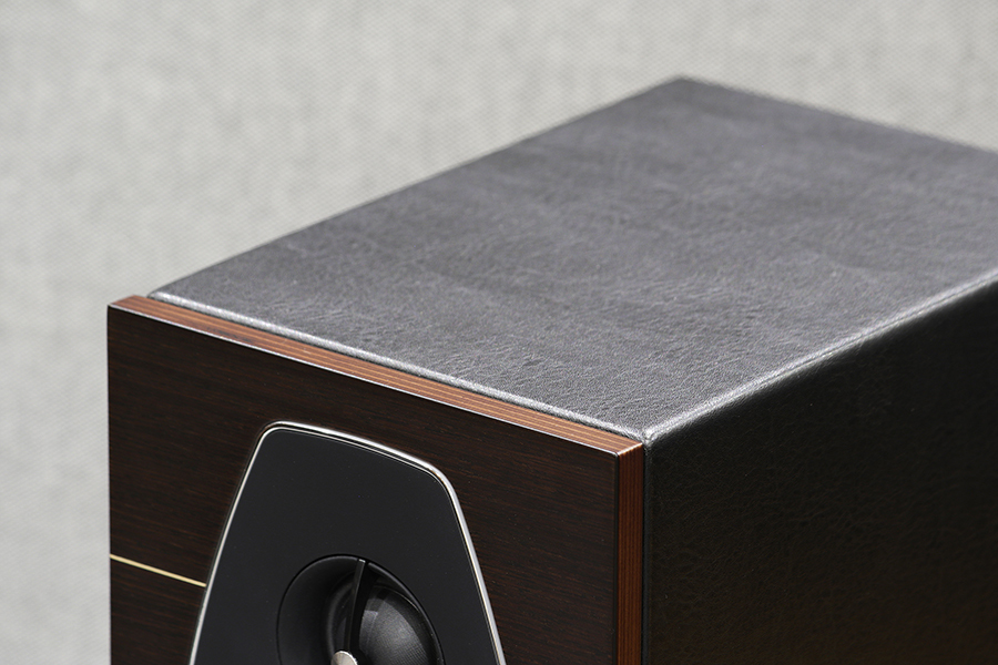 Sonus Faber「LUMINA 1」入荷しました_e0404728_10511806.jpg