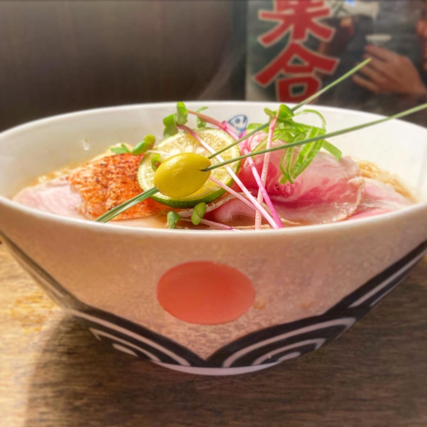日出ずる処_e0132147_22194387.jpeg