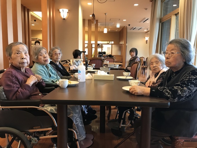 おやつの日_e0163042_17284576.jpg