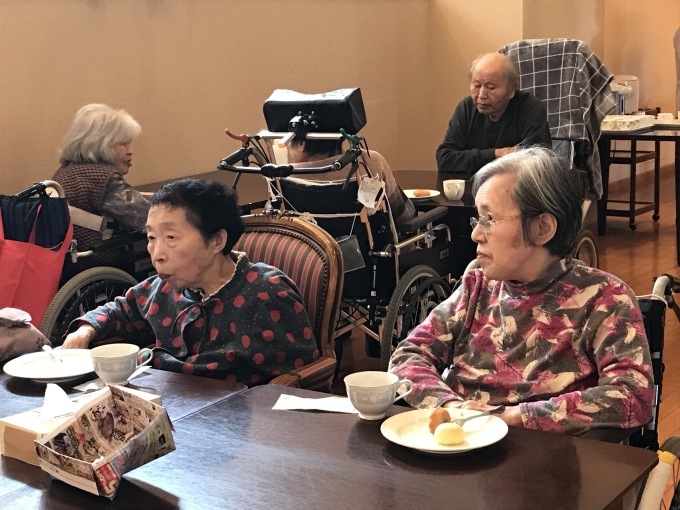 おやつの日_e0163042_17404869.jpg