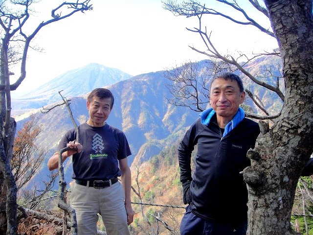 <2020年10月25~26日>同級生2人で挑戦した難関峰「日光・女峰山」登山_c0119160_11281998.jpg