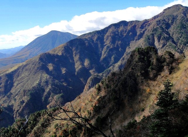 <2020年10月25~26日>同級生2人で挑戦した難関峰「日光・女峰山」登山_c0119160_11283882.jpg