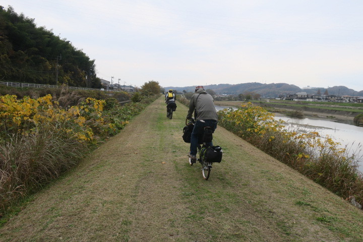 FARM友の会イベント ”自転車でキャンプ2020秋”_c0132901_16582074.jpg