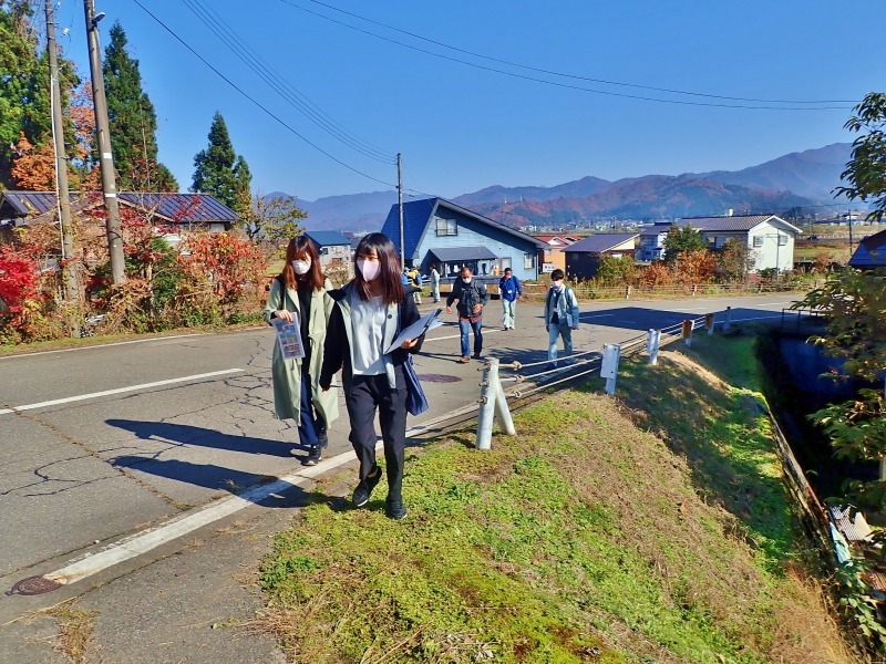 18日のフットパスは\"逆回り\"で歩きました_c0336902_18292942.jpg