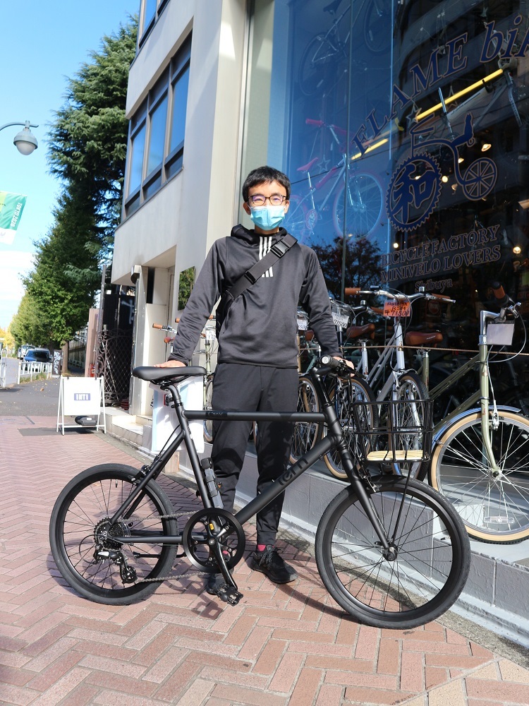 11月23日　渋谷　原宿　の自転車屋　FLAME bike前です_e0188759_18002331.jpg