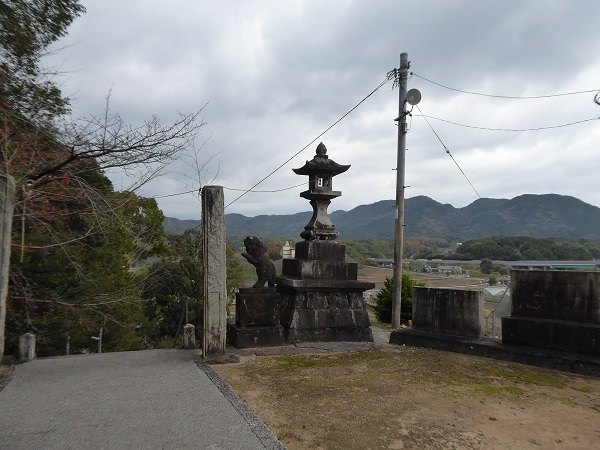 鞍橋神社　鞍橋君の御霊を祀る宮_c0222861_20294849.jpg