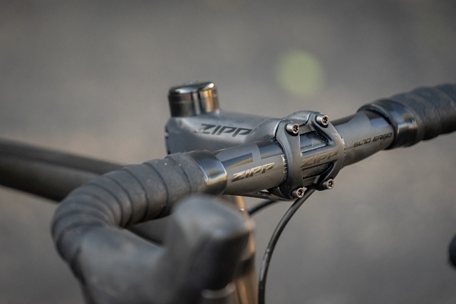 ZIPPパーツが新グラフィックへ！ : 自転車屋 サイクルプラス note