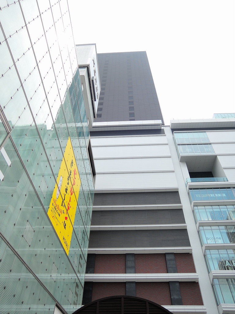 ある風景:JR Yokohama Tower@Yokohama #1_c0395834_23184775.jpg