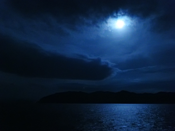 北海道ロケ11月2日 写真の神様は最後まで眠らせてくれません_f0050534_09184337.jpg