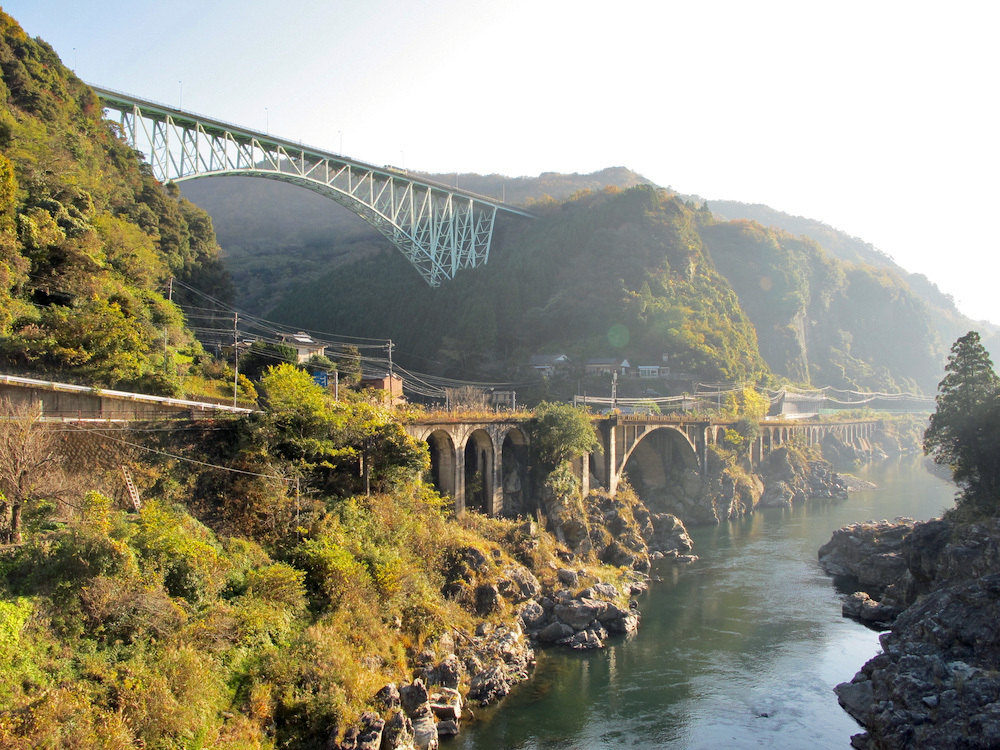 高千穂に出張 高千穂鉄道編 橋梁探訪 10年11月 ポン太の写真帳別館 高千穂に出張 高千穂鉄道編 橋梁探訪 10年11月 ポン太の写真帳別館