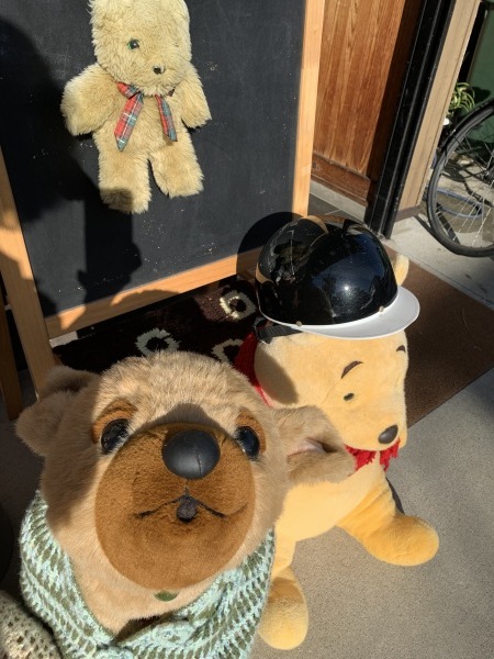 空き缶集めてまーす。_d0180229_17212250.jpg
