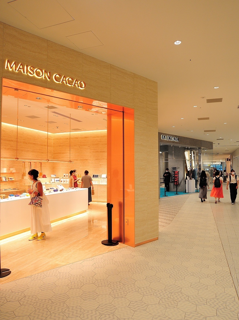 ある風景:JR Yokohama Tower@Yokohama #2_c0395834_23150025.jpg