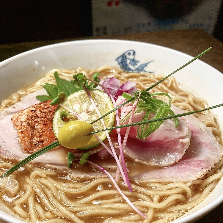明日より発売_e0132147_19220706.jpeg