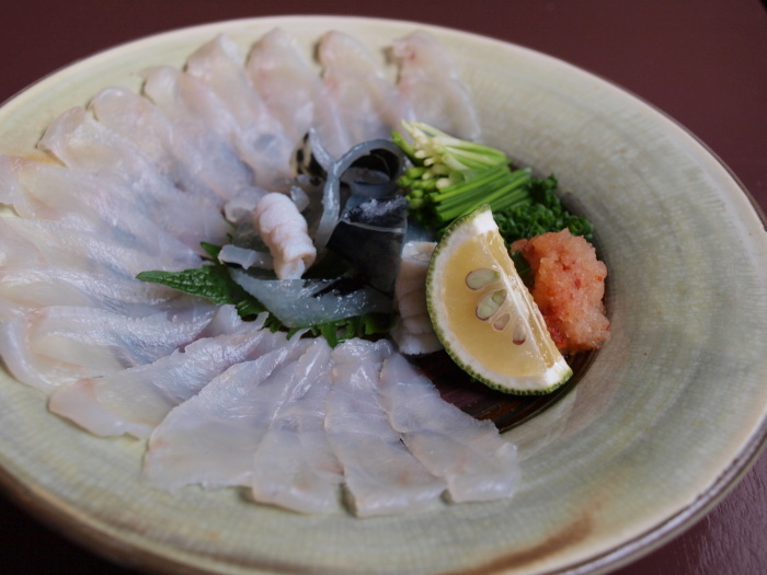 古門戸町博多一刻堂はふぐ・柳町一刻堂春吉店はアラ(クエ)_f0232994_18090841.jpg