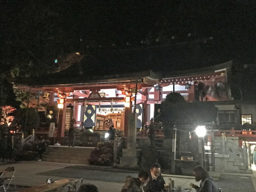 秋の大山　夜景と紅葉　ライトアップ　日本遺産　大山阿夫利神社　おしゃれカフェ　茶寮 石尊　堀部安嗣_a0322824_20201164.jpg