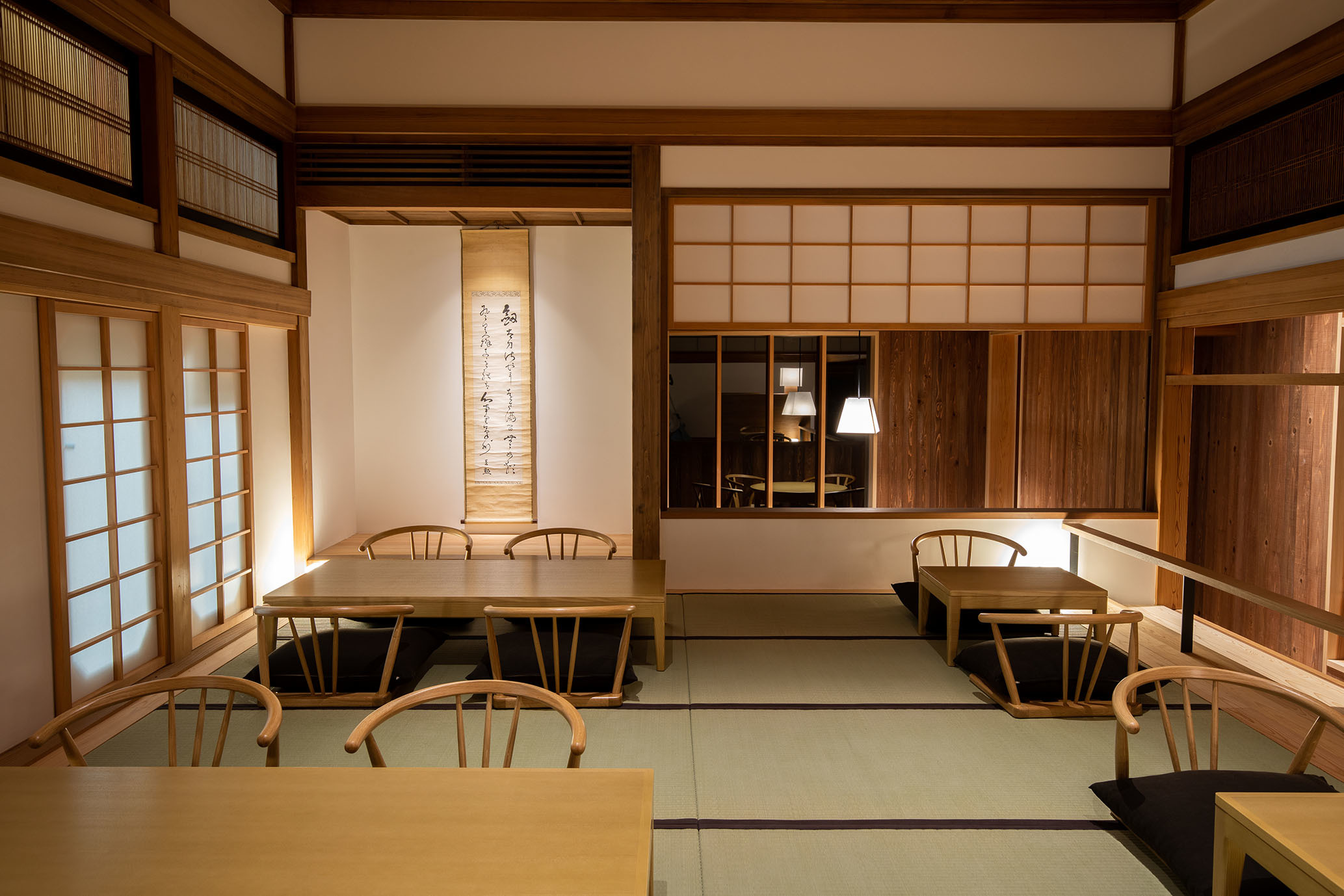 秋の大山　夜景と紅葉　ライトアップ　日本遺産　大山阿夫利神社　おしゃれカフェ　茶寮 石尊　堀部安嗣_a0322824_20502102.jpg