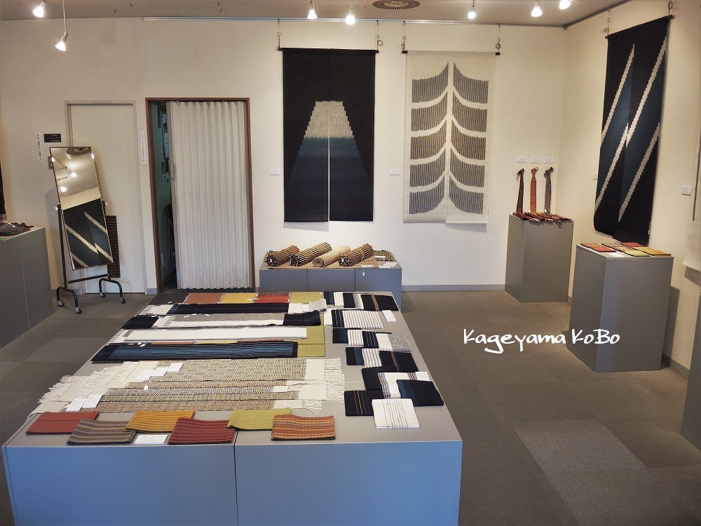 第六回 影山秀雄 織りもの展 in 亀山画廊…始まる_f0175143_14343976.jpg
