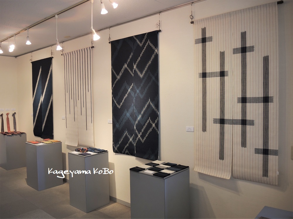 第六回 影山秀雄 織りもの展 in 亀山画廊…始まる_f0175143_14345192.jpg