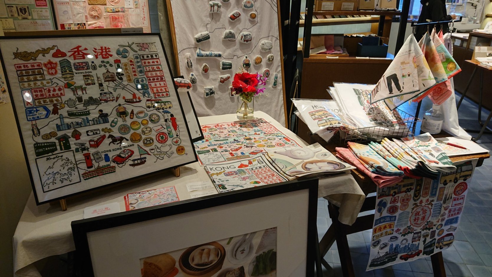 香港の刺繍ハンカチ_e0249060_16351856.jpg