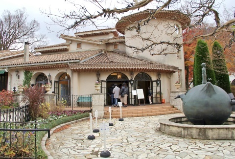 星の王子さまミュージアム　ランチョンマット2枚　&　コースター2枚　セット ☆ 星の王子さまミュージアム ランチョンマット2枚 & コースター2枚