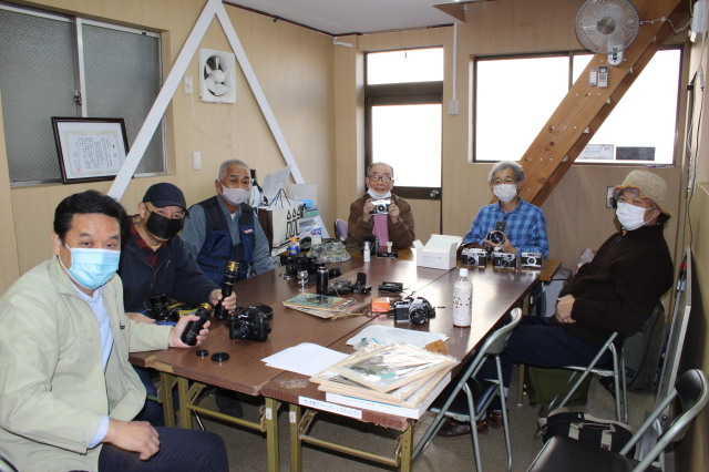 第28回 好きやねん大阪カメラ倶楽部 In 和歌山 例会報告 今月のテーマ 日本製カメラ_d0138130_15571239.jpg