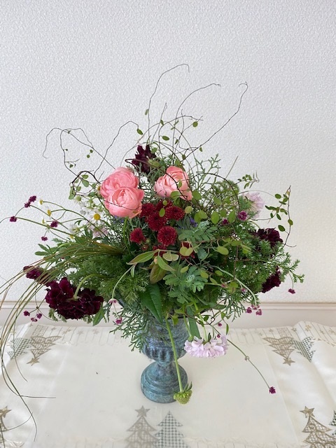 フラワーデザイン ロマンチックな花束_d0281783_09414069.jpg