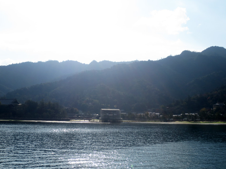 ■普請中だった広島の世界遺産モニュメント──Go To…利用で一泊行_d0190217_22394349.jpg
