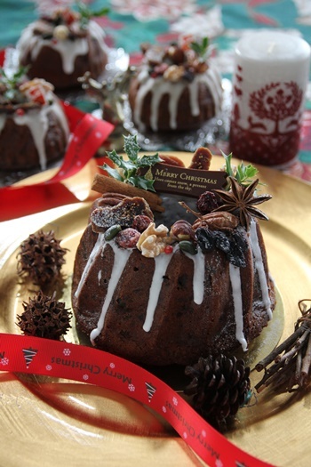 クグロフ形クリスマスフルーツケーキ : SUGAR & BUTTER クグロフ形クリスマスフルーツケーキ : SUGAR & BUTTER