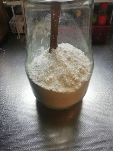 お気に入りのキッチングッズ_b0400775_10034421.jpg