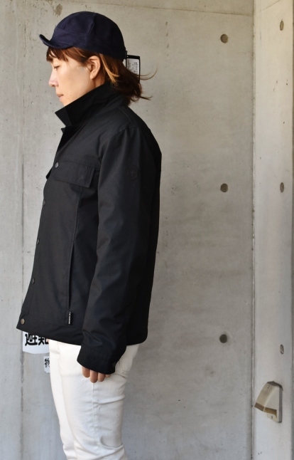 QUARTZ G-JACKET DOWN 黒ライン★_d0152280_08361398.jpg