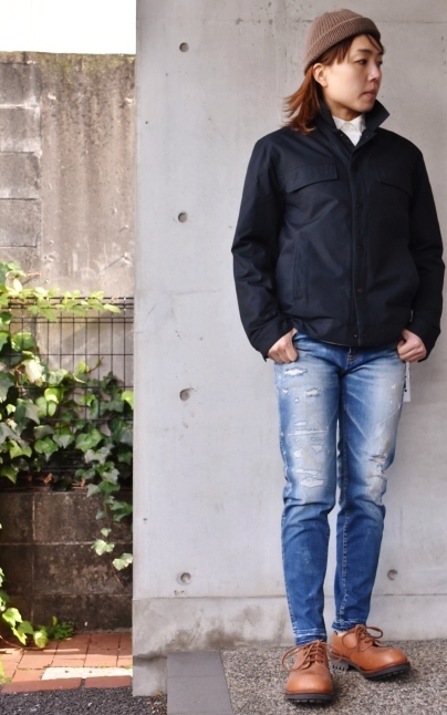 QUARTZ G-JACKET DOWN 黒ライン★_d0152280_08405785.jpg