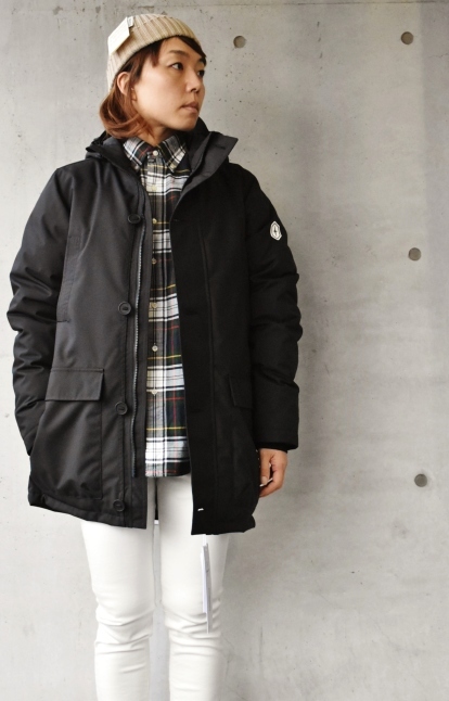 QUARTZ G-JACKET DOWN 黒ライン★_d0152280_08413803.jpg