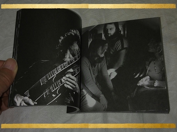 LED ZEPPELIN / イスカリオテの黒い薔薇_b0042308_12510480.jpg